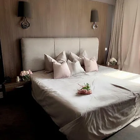 Atlantic - Free Parking