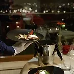 Отель Atlantic - Free Parking 3*