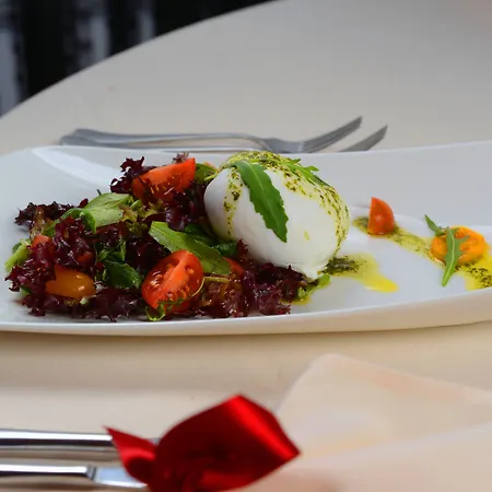 فندق Atlantic - Free Parking 3*