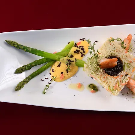 Hotel Atlantic - Free Parking 3*