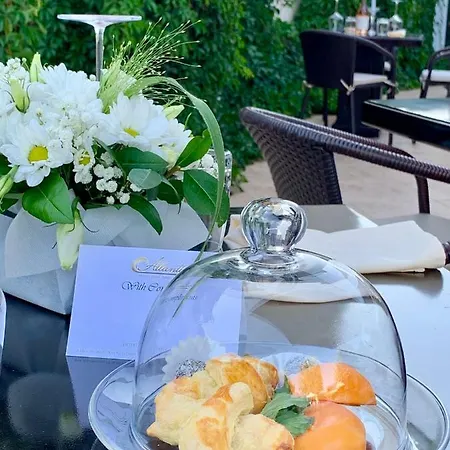 Atlantic - Free Parking