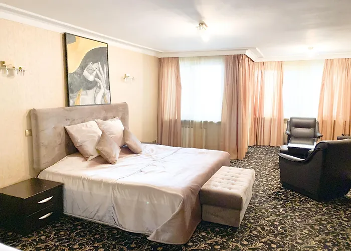 Отель Atlantic - Free Parking 3*