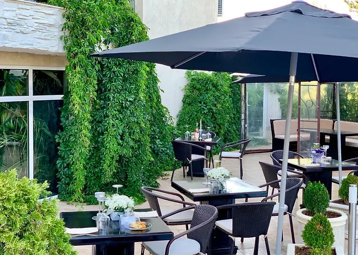 Atlantic - Free Parking