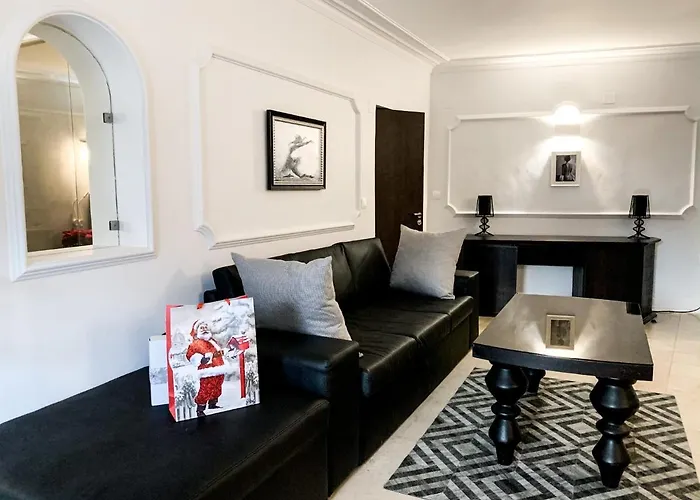 Хотел Atlantic - Free Parking 3*