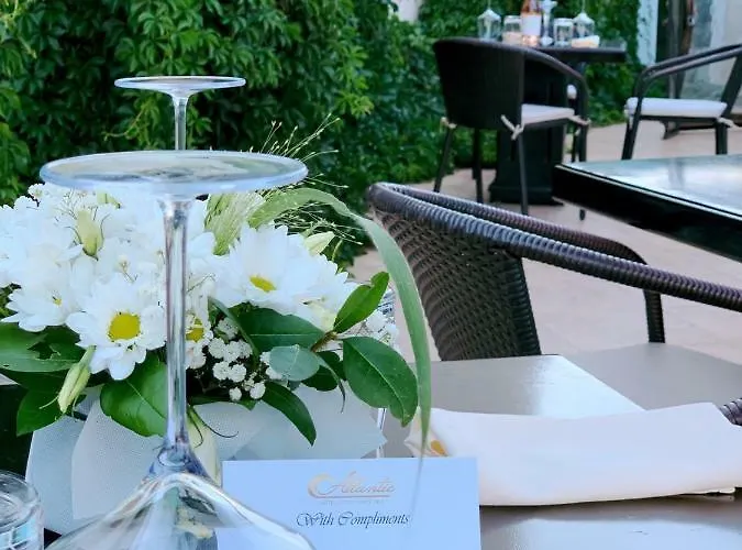 Hotel Atlantic - Free Parking